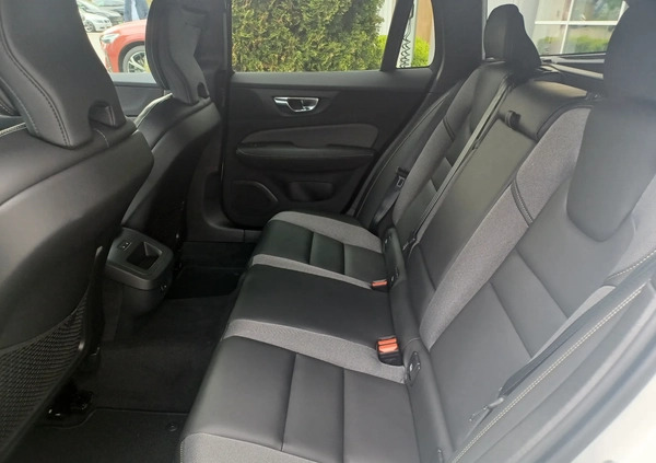 Volvo V60 Cross Country cena 262800 przebieg: 7, rok produkcji 2024 z Biały Bór małe 67